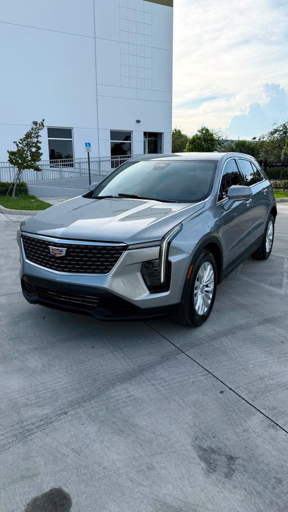 Cadillac XT4 2025